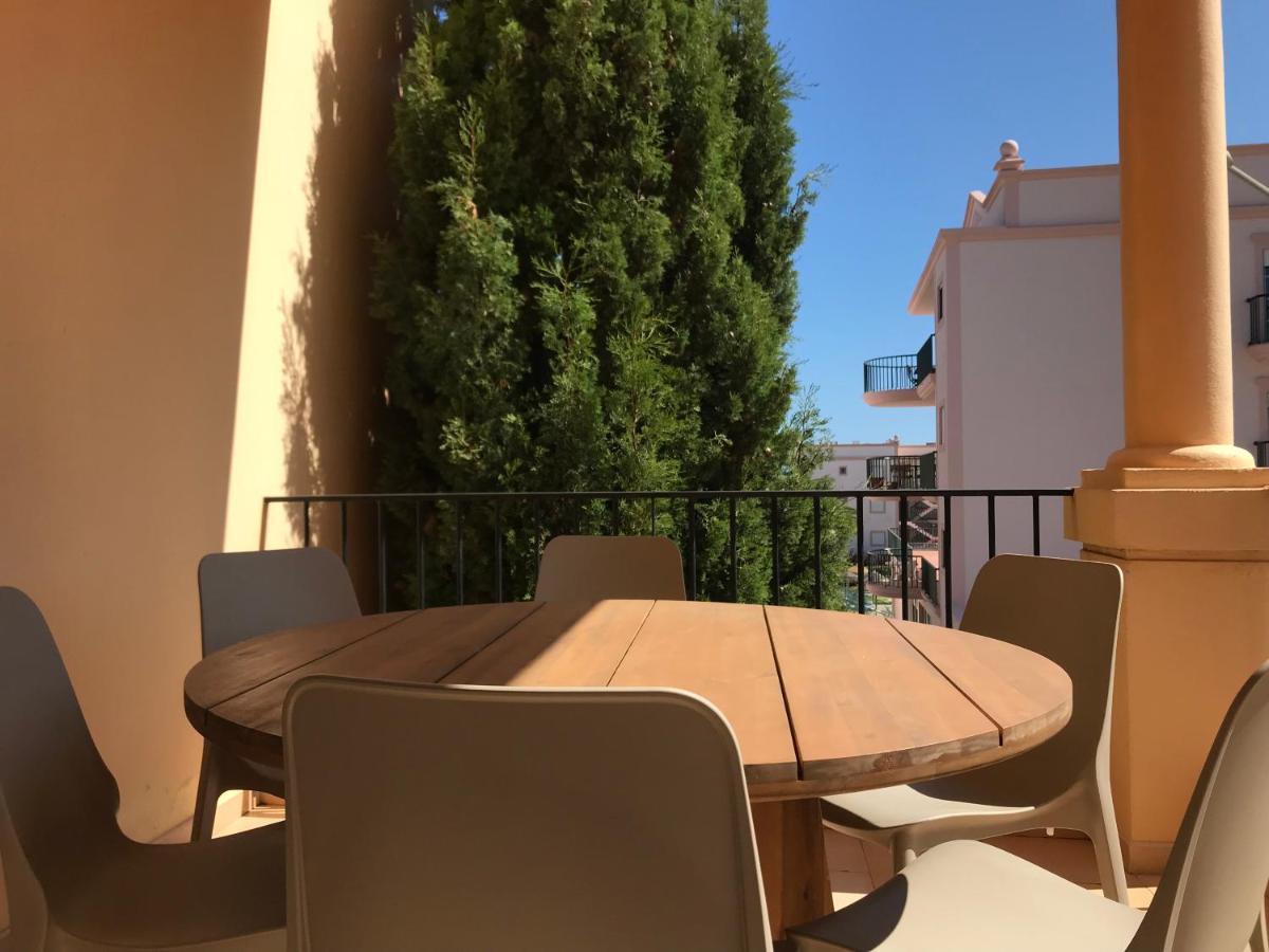 Aum Praia Da Luz Resort Apartment Exterior photo